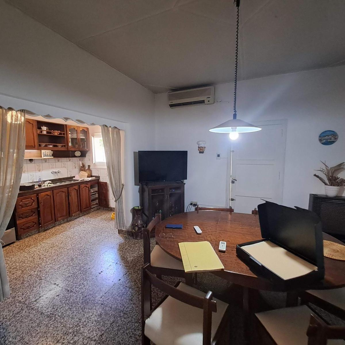 Venta - Amplia Casona con 2800 m² de Terreno 4