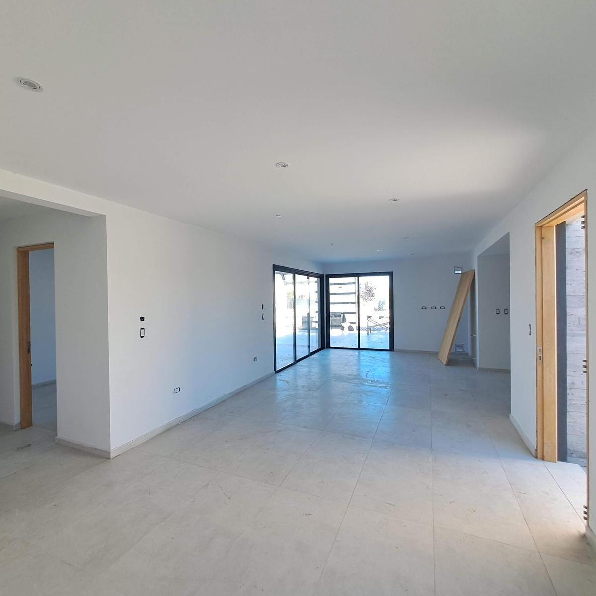 Casa en Venta B° La Luisa - 3 Dorm. - a Estrenar 2