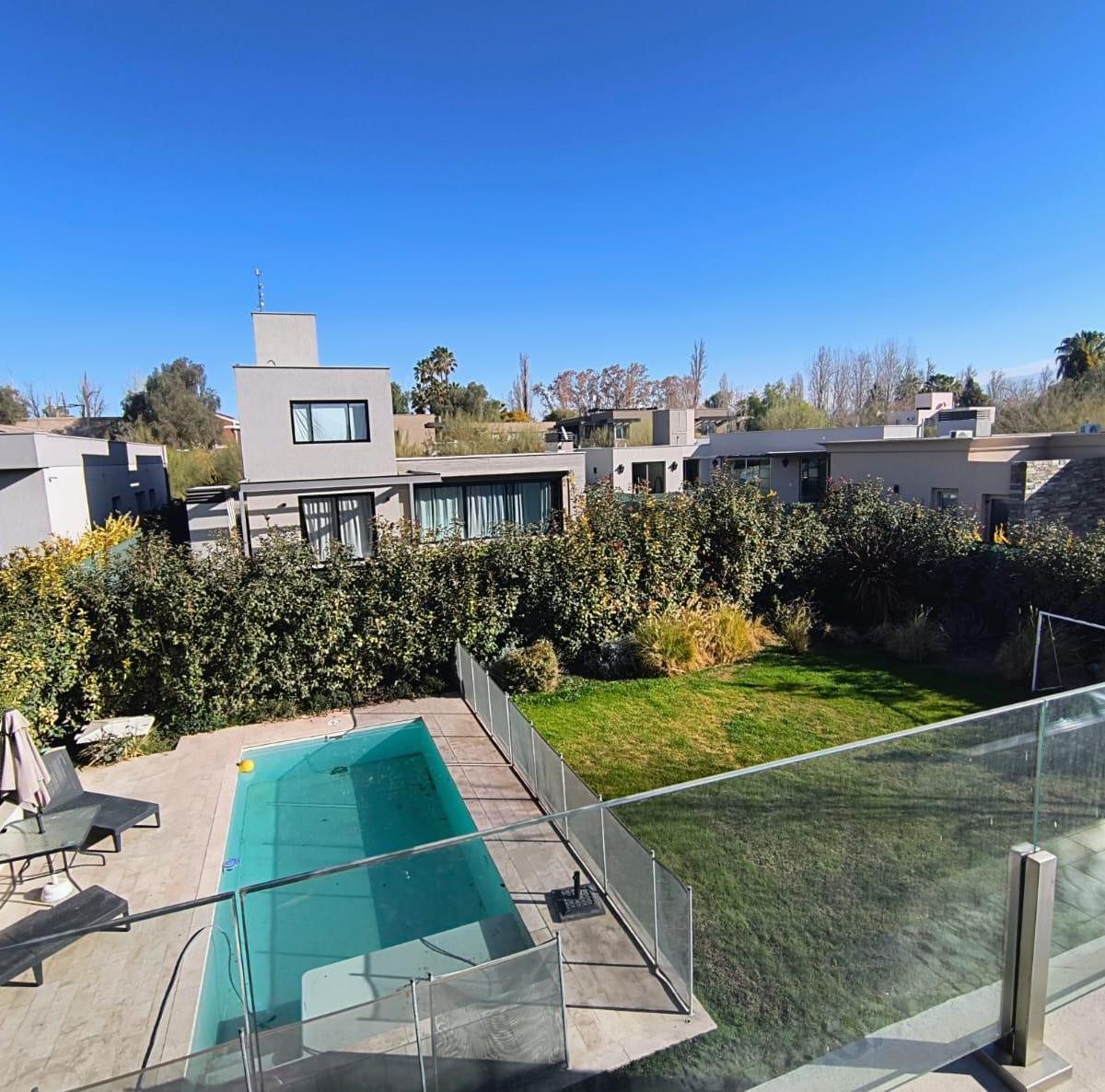 Casa en Venta - Barrio Privado Los Teros 5