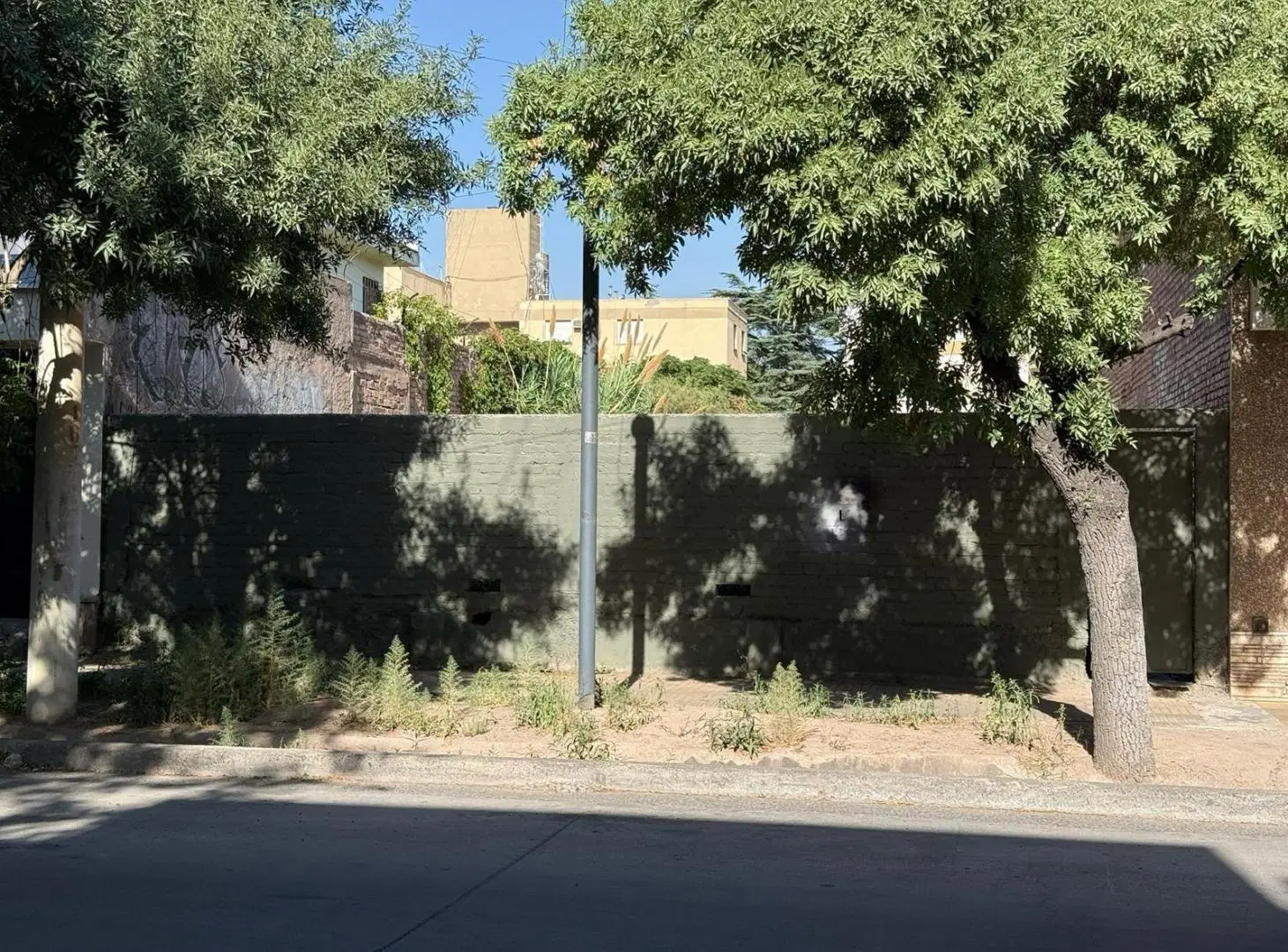 Terreno baldio en venta apto para desarrollo en Mendoza Capital 1