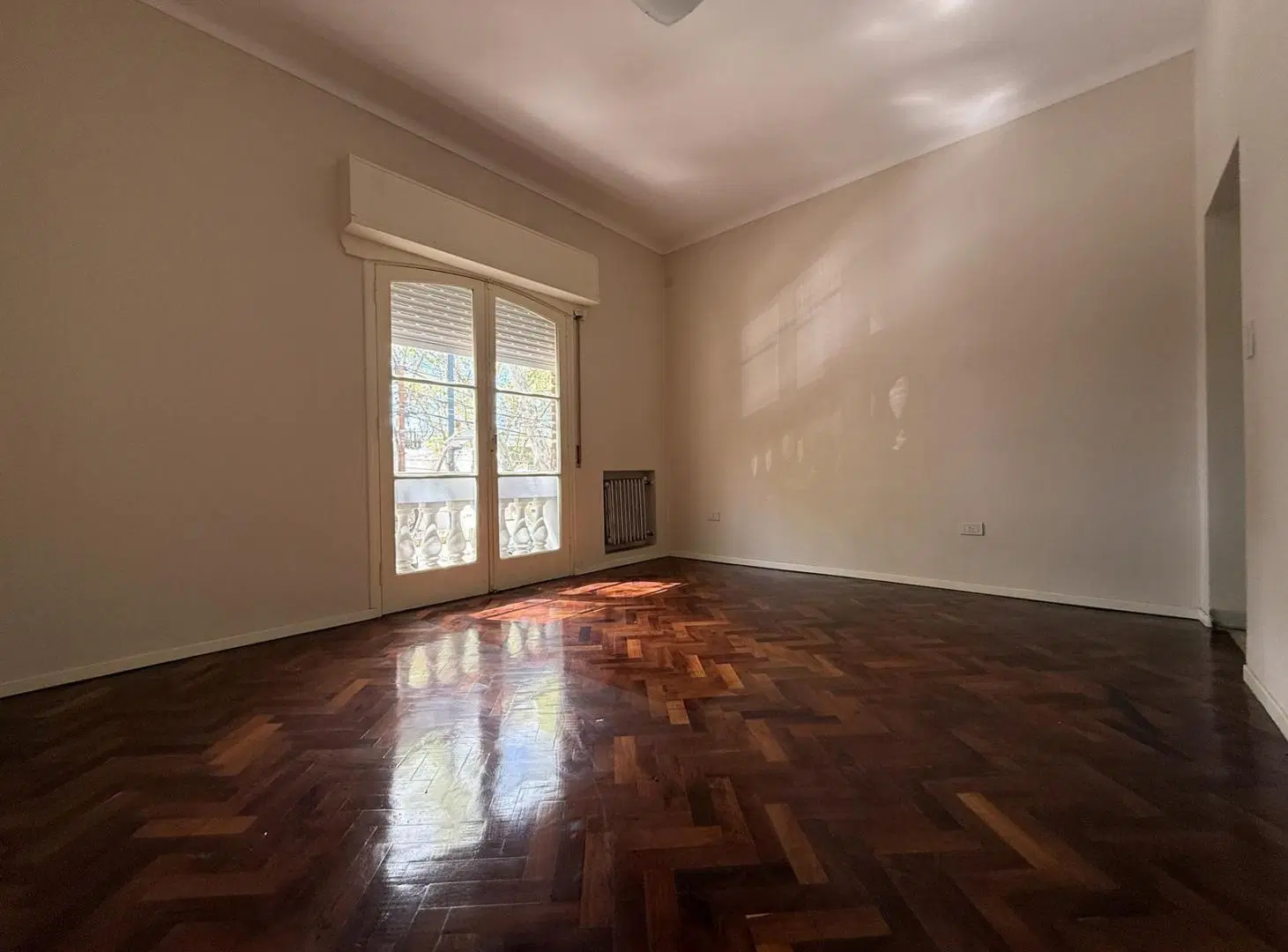 Casa en venta 4 dormitorios y 3 baños en Mendoza Capital 4