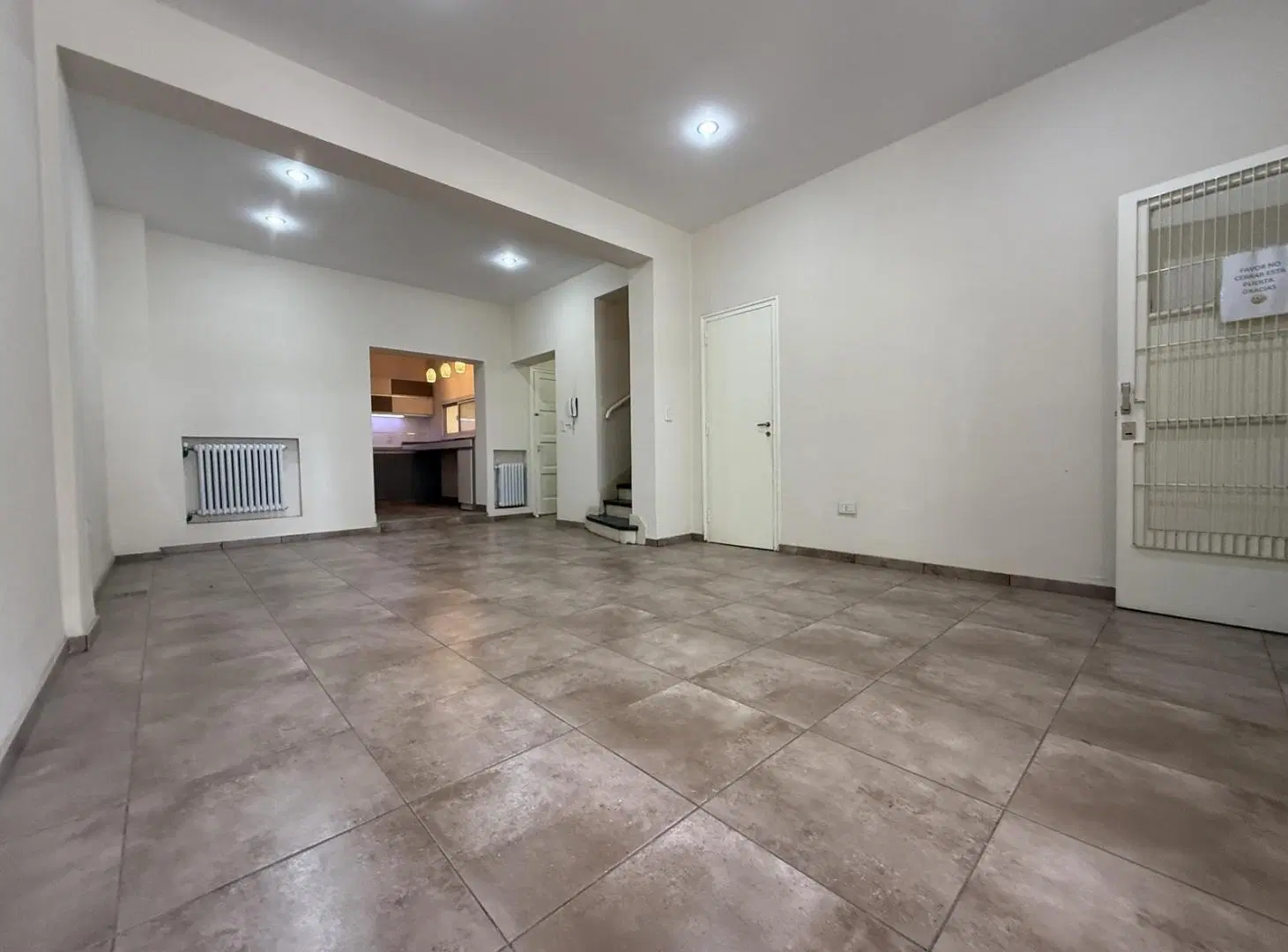 Casa en venta 4 dormitorios y 3 baños en Mendoza Capital 3
