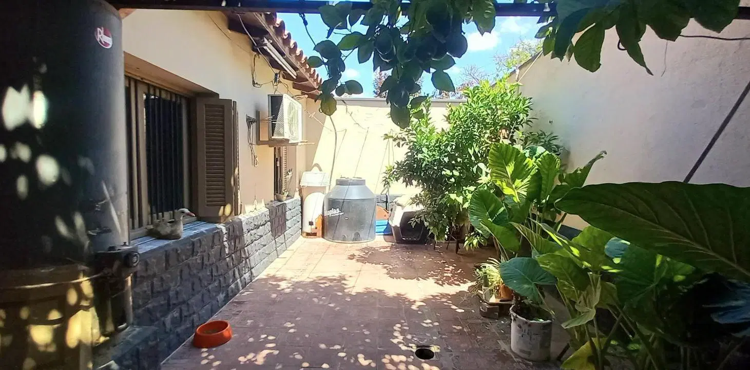 Casa más Departamento en Las Heras 5