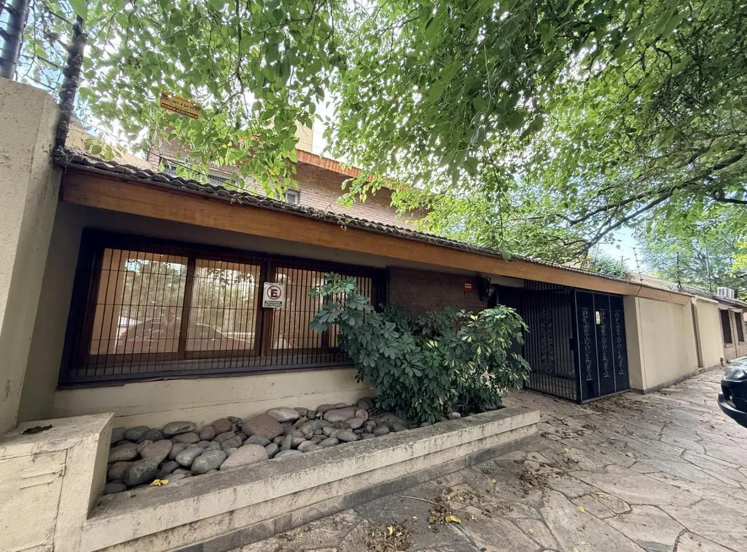 Casa en Barrio Arizu Godoy Cruz Mendoza 2