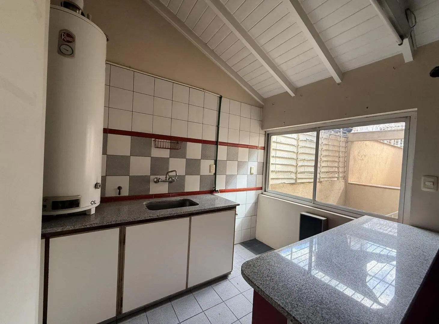 Casa en Barrio Arizu Godoy Cruz Mendoza 8