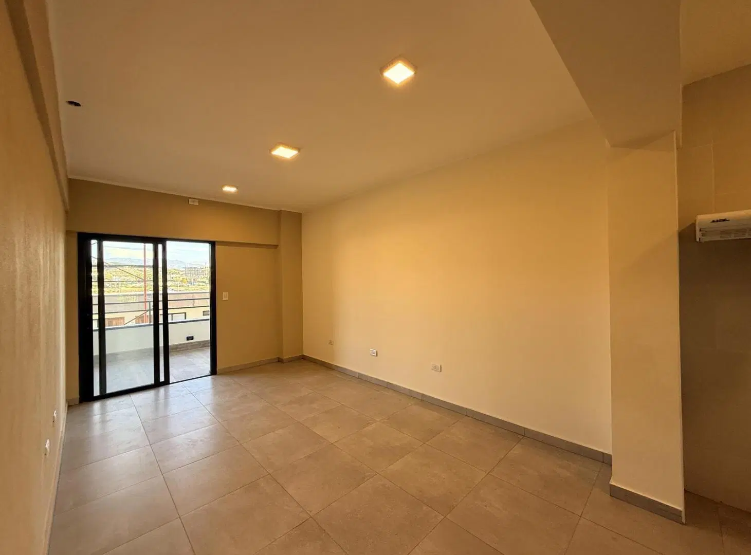Departamento en venta en Complejo Privado en Chacras de Coria Mendoza 2