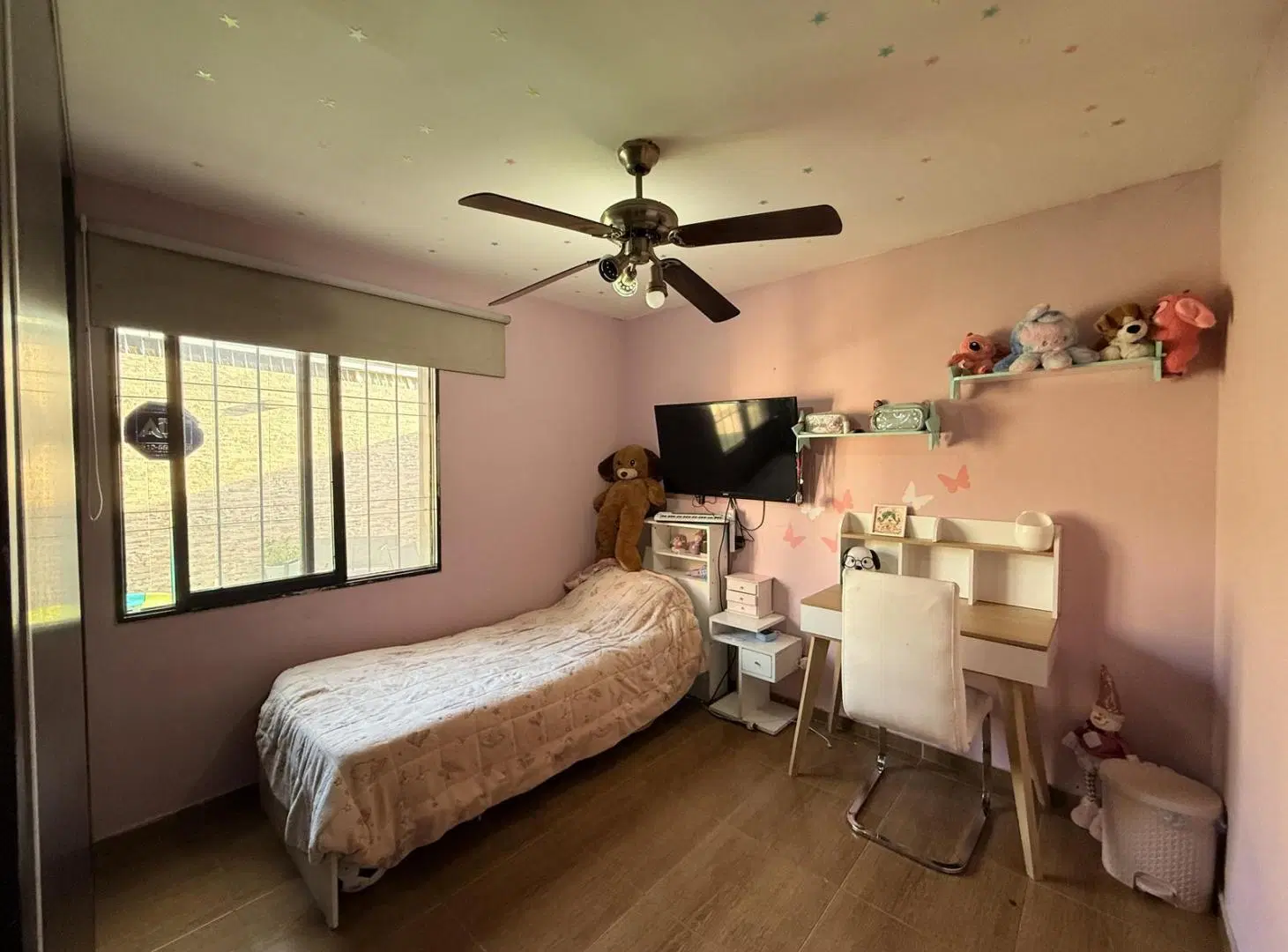 Casa en venta apta credito en Barrio Municipal Luzuriaga Maipu 5