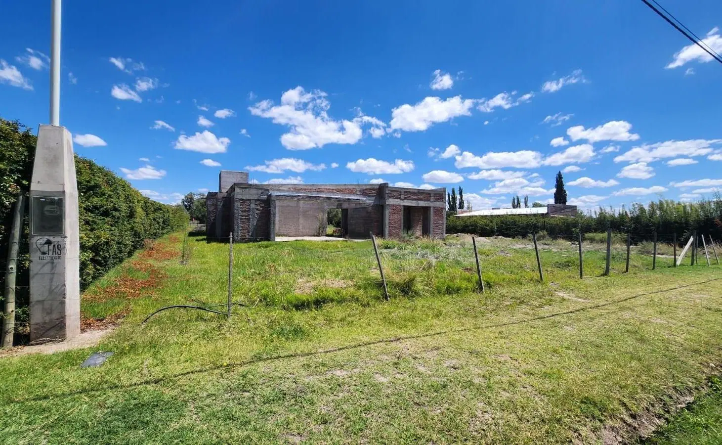Casa en obra gruesa en Las Paredes 4