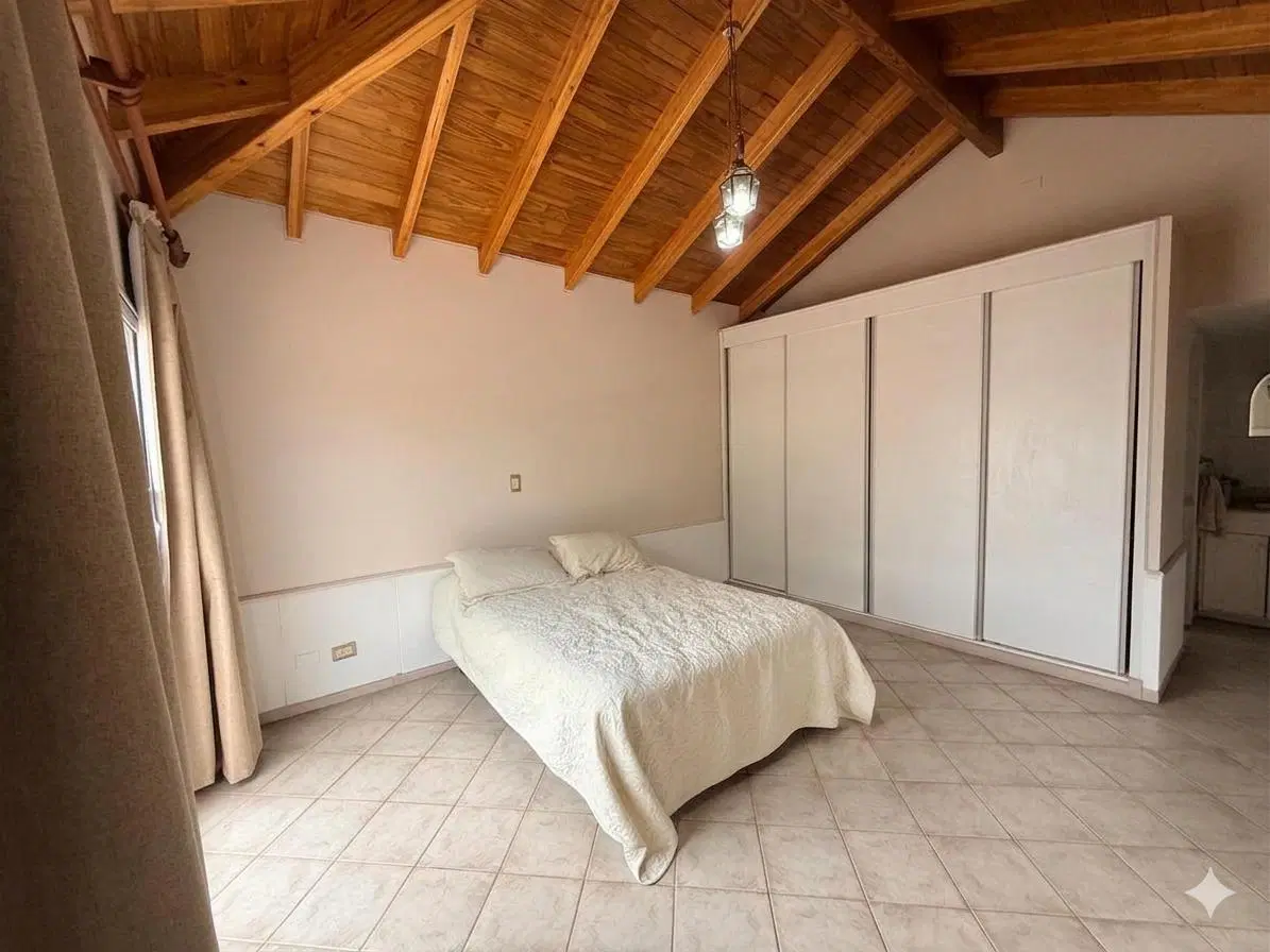 Casa en alquiler en Barrio Palmares 3