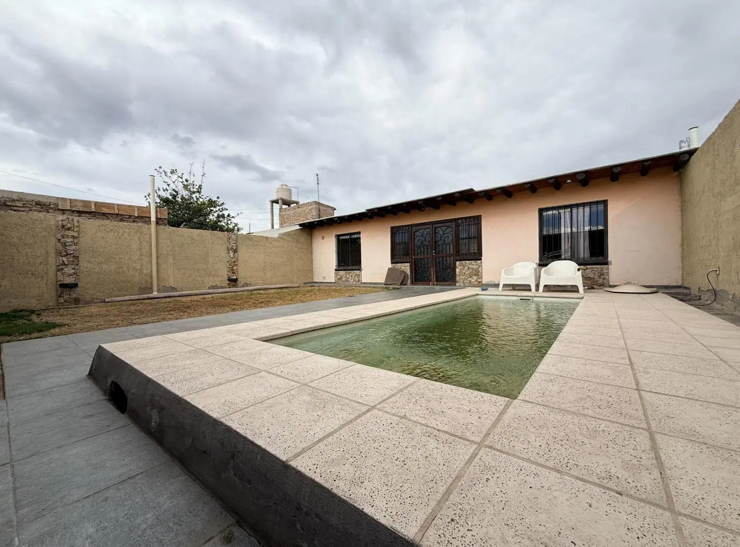 Casa en Luzuriaga 5