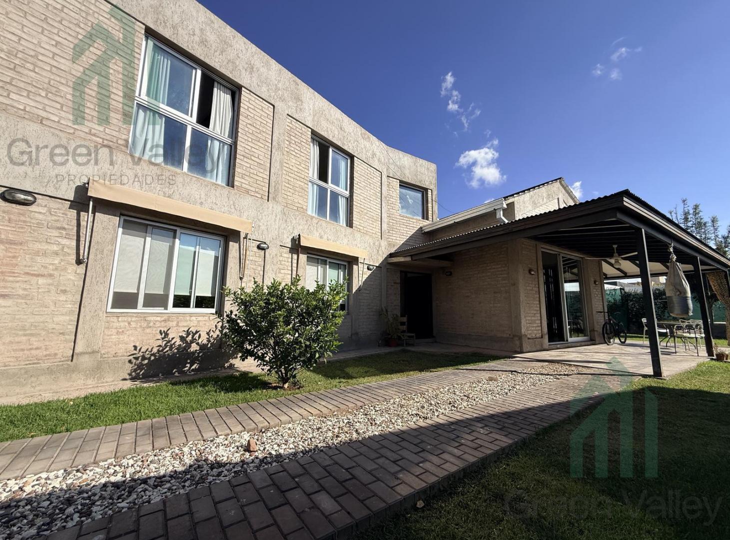 Foto de Casa en Barrio Privado Olivos del Torreon en Maipu, imagen 2