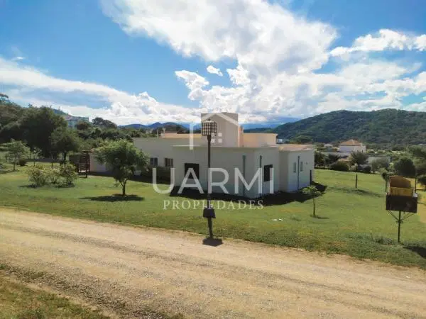 Casa en venta en La Lucinda Norte 5