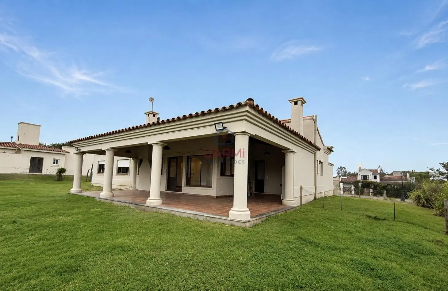 CASA EN ALQUILER EN EL TIPAL 8
