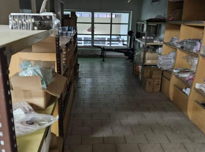 LOCAL DEPOSITO 300M2 ONCE 1