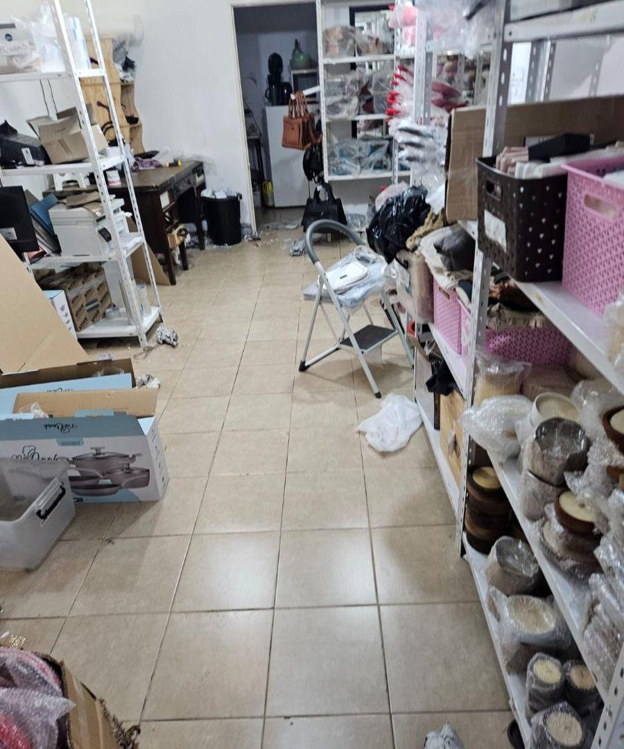 Foto de LOCAL DEPOSITO AGUIRRE AL 900 8 X 33 MAS ENTRE PISO, imagen 5