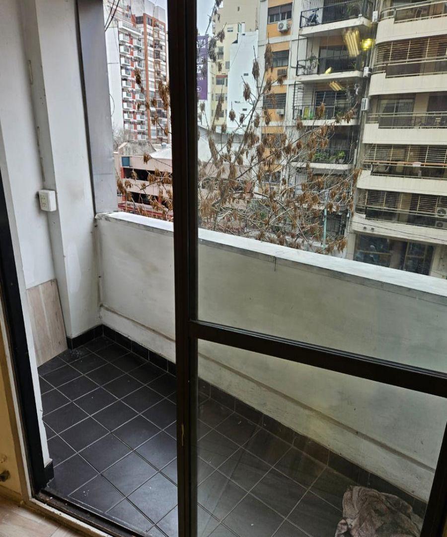 Foto de MONOAMBIENTE AL FRENTE. CON BALCON. IMPECABLE, imagen 1