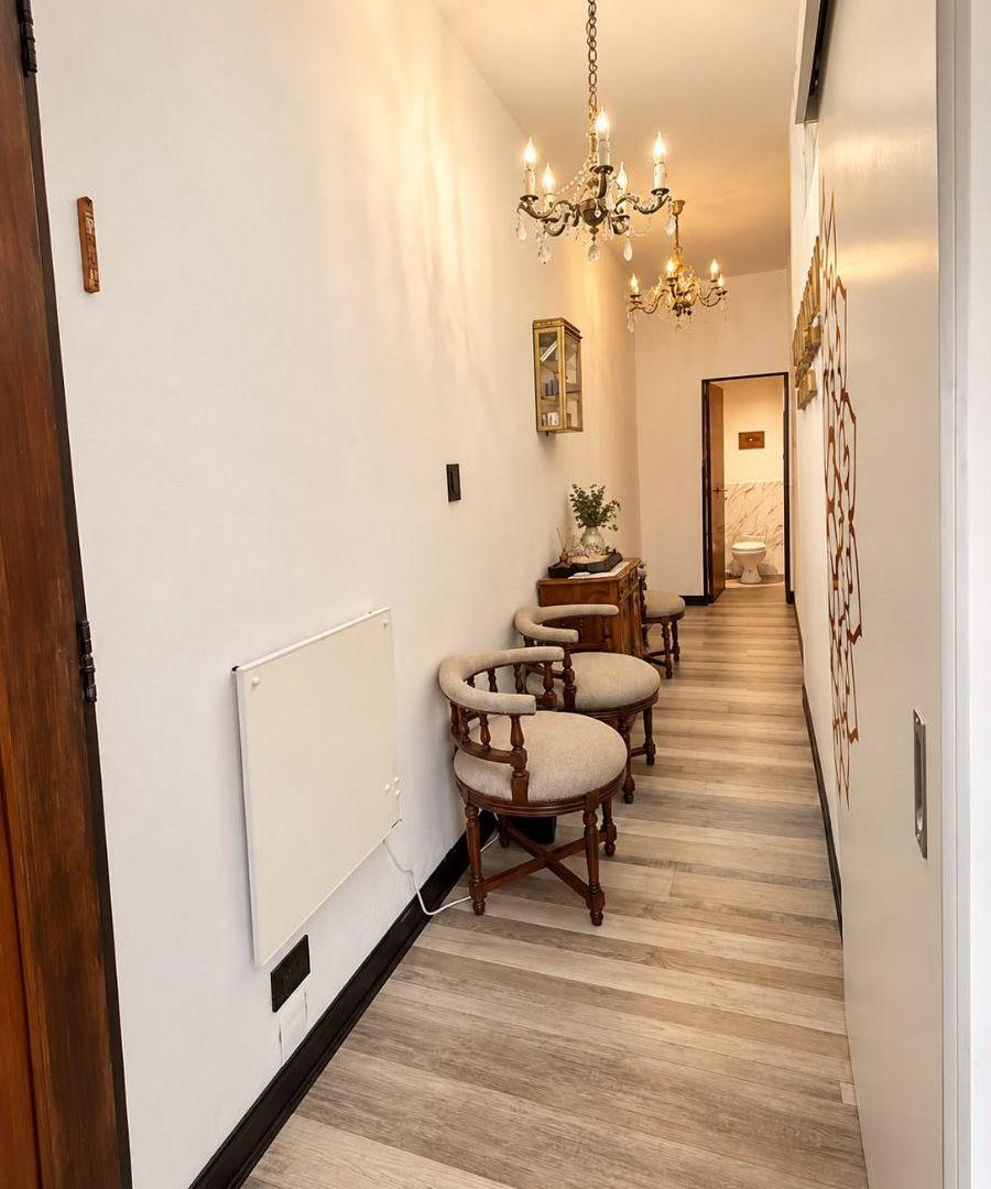 Foto de IMPONENTE CASA CON JARDIN, imagen 2