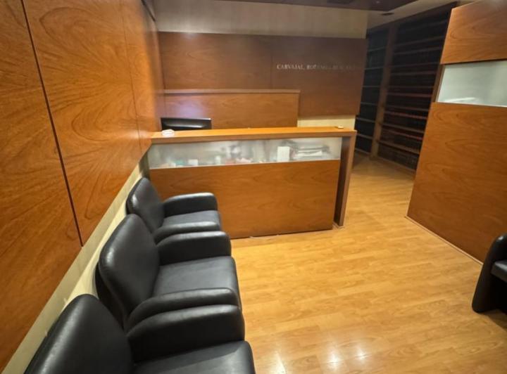 Espectacular Oficina en Venta - Zona Privilegiada 2