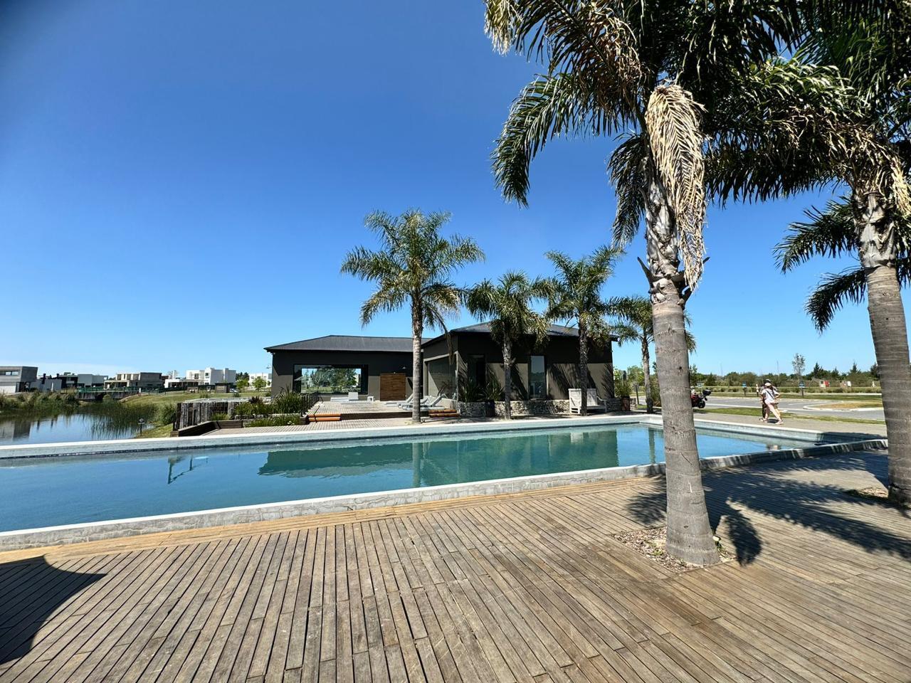 Lote al Río N 648, en Venta El Naudir Escobar