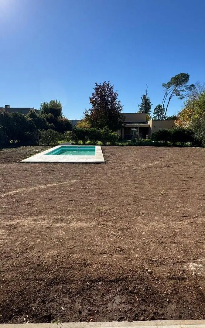Casa en San Matias sobre lote interno de 6 ambientes con pileta 3