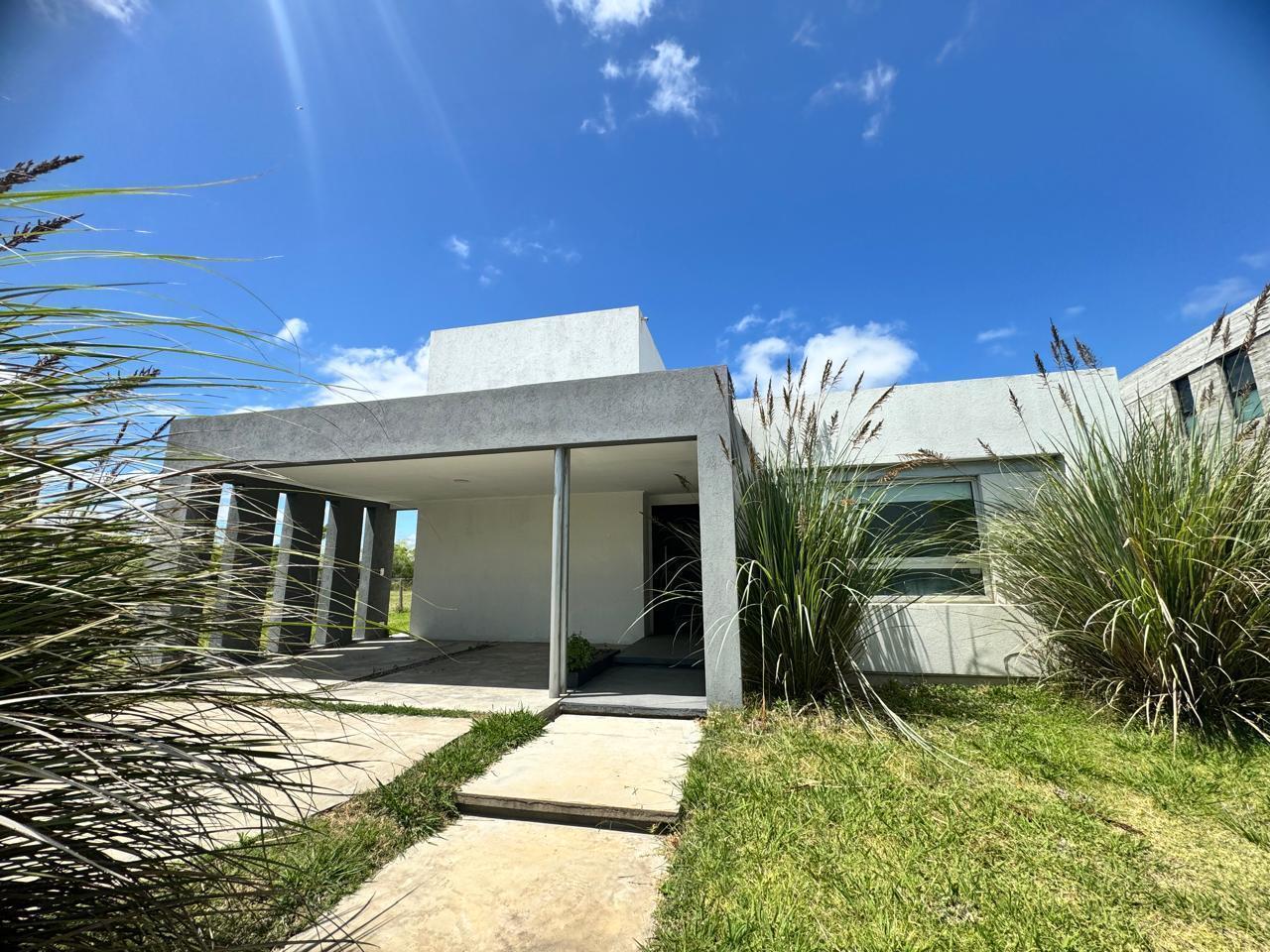 Casa en venta en Vistas Puertos del Lago en oportunidad real excelente ubicación