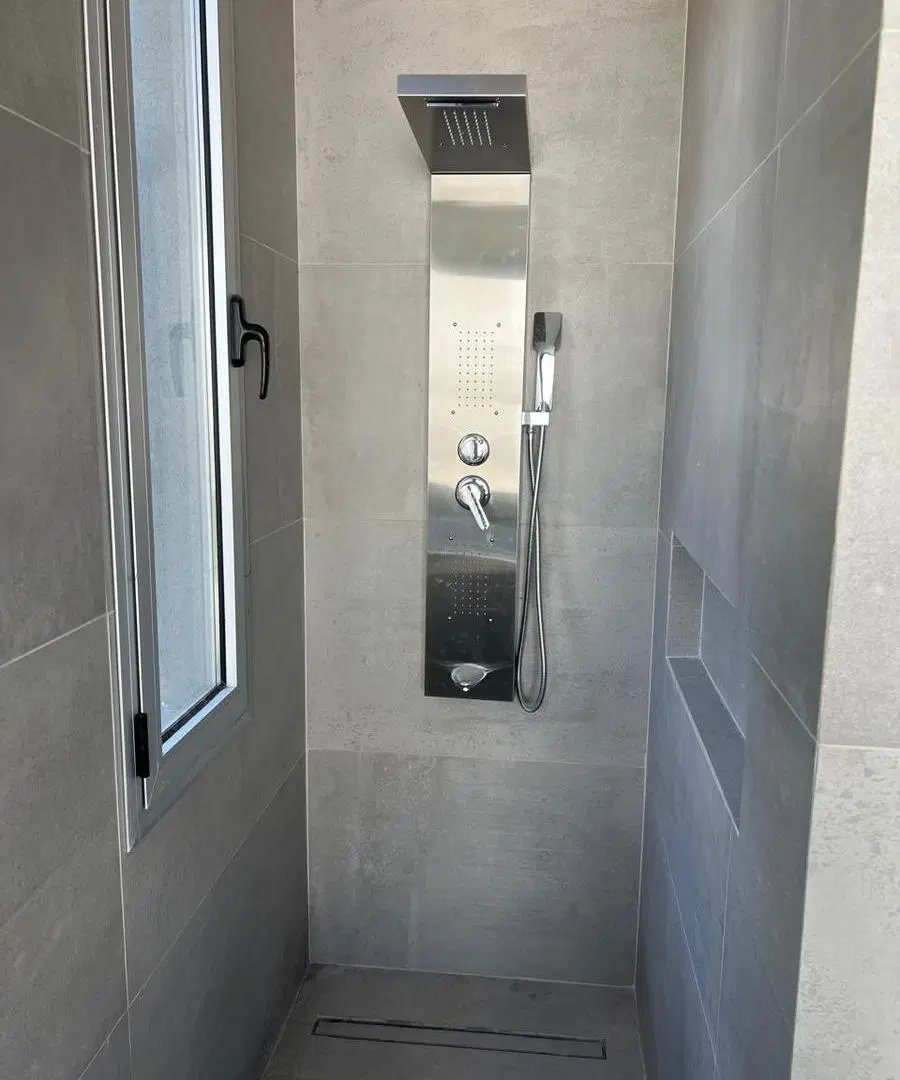 Casa sobre lote interno en venta en San Matias área 1, 6 ambientes,  dormitorios con pileta 4