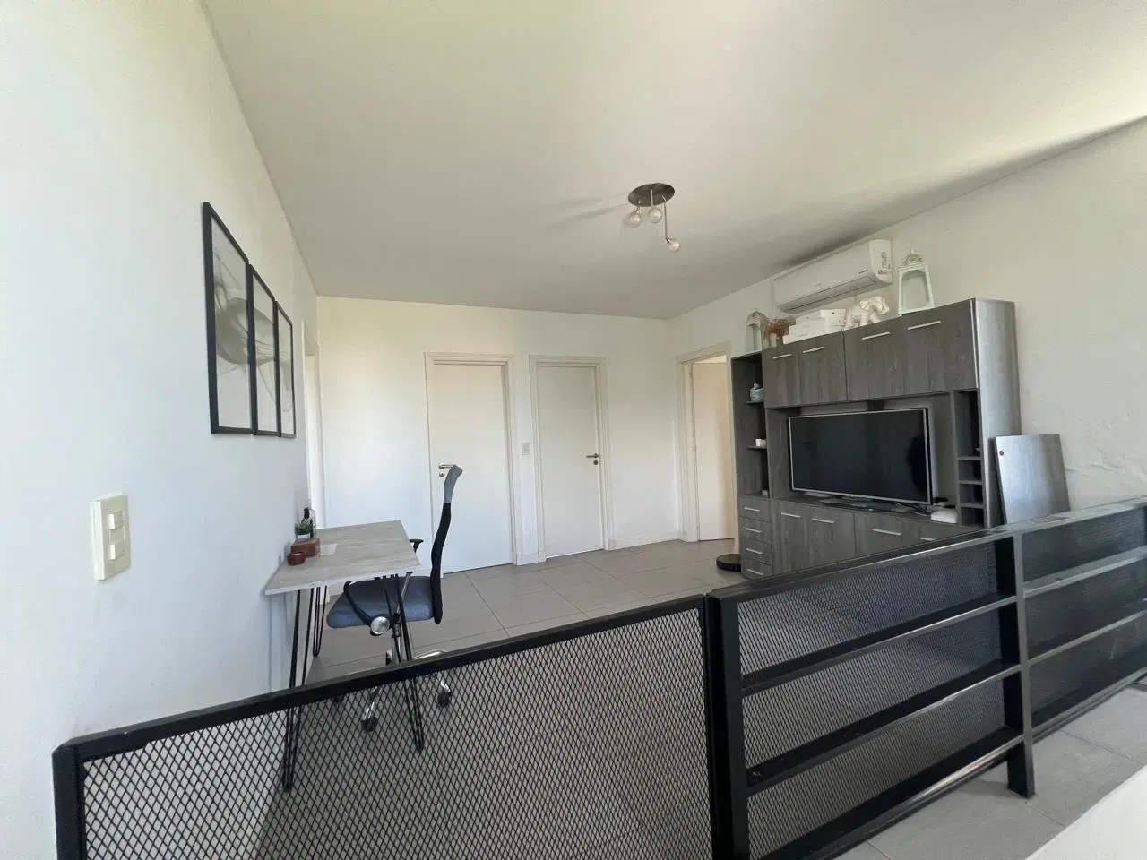 Casa sobre lote interno en venta en San Matias área 1, 6 ambientes,  dormitorios con pileta 2