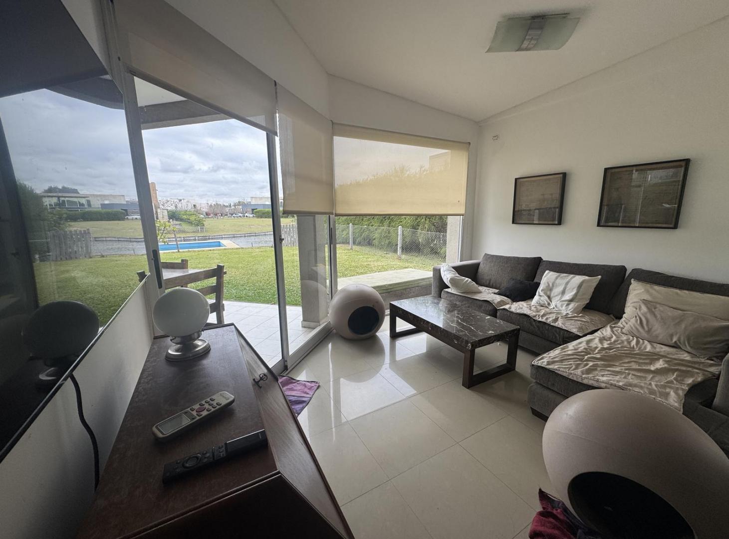 Foto de Casa de 5 ambientes al agua en venta en Cabos del Lago - Nordelta, imagen 4
