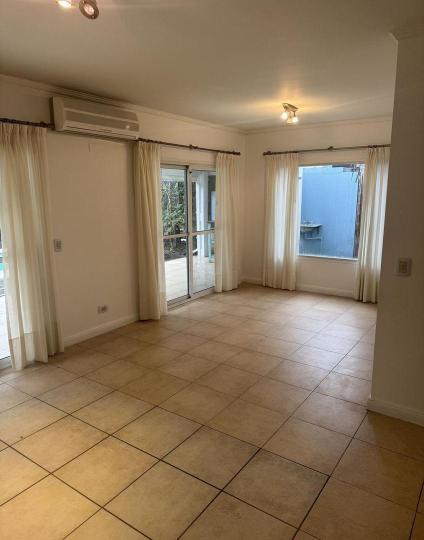 Foto de Casa de 3 dormitorios en alquiler con Pileta en Portezuelo. Nordelta, imagen 5