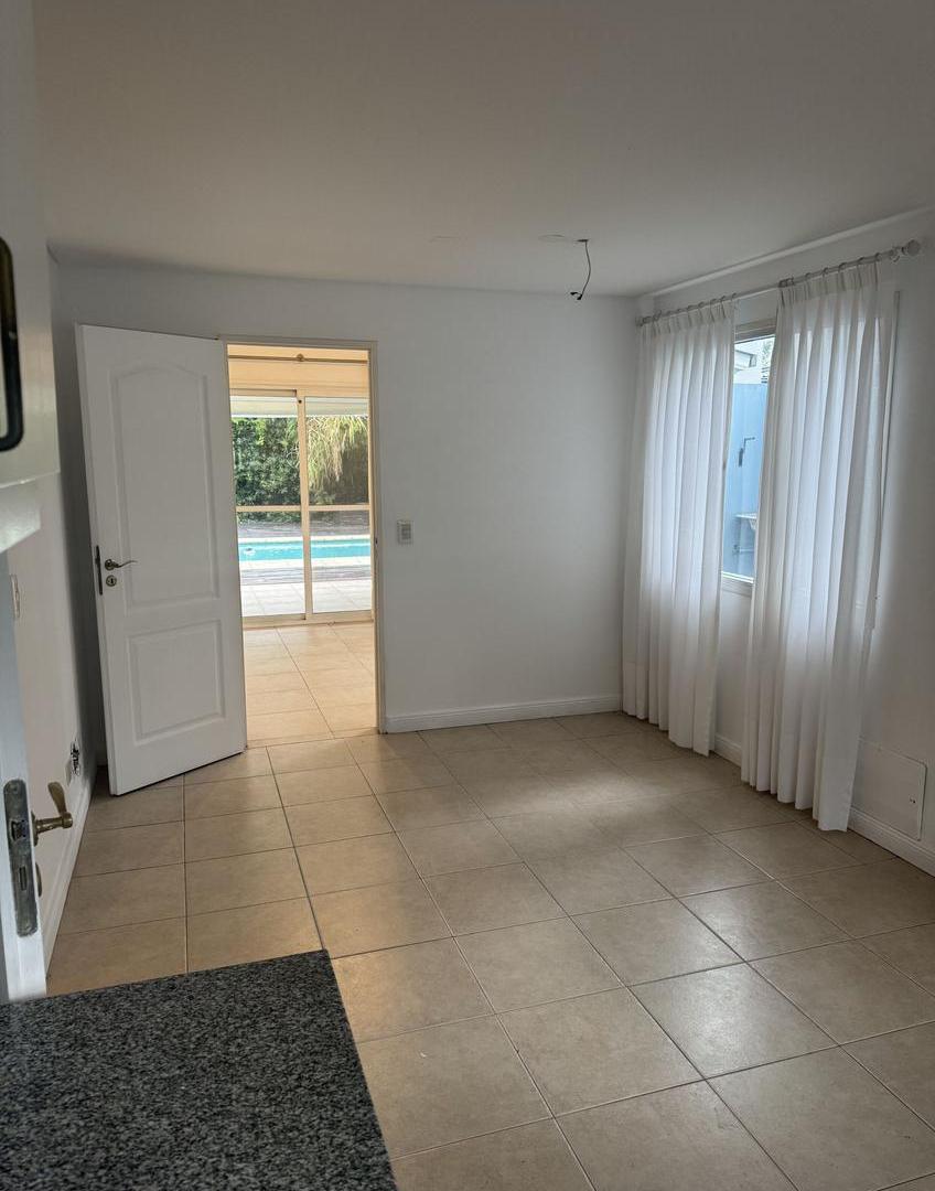 Foto de Casa de 3 dormitorios en alquiler con Pileta en Portezuelo. Nordelta, imagen 1