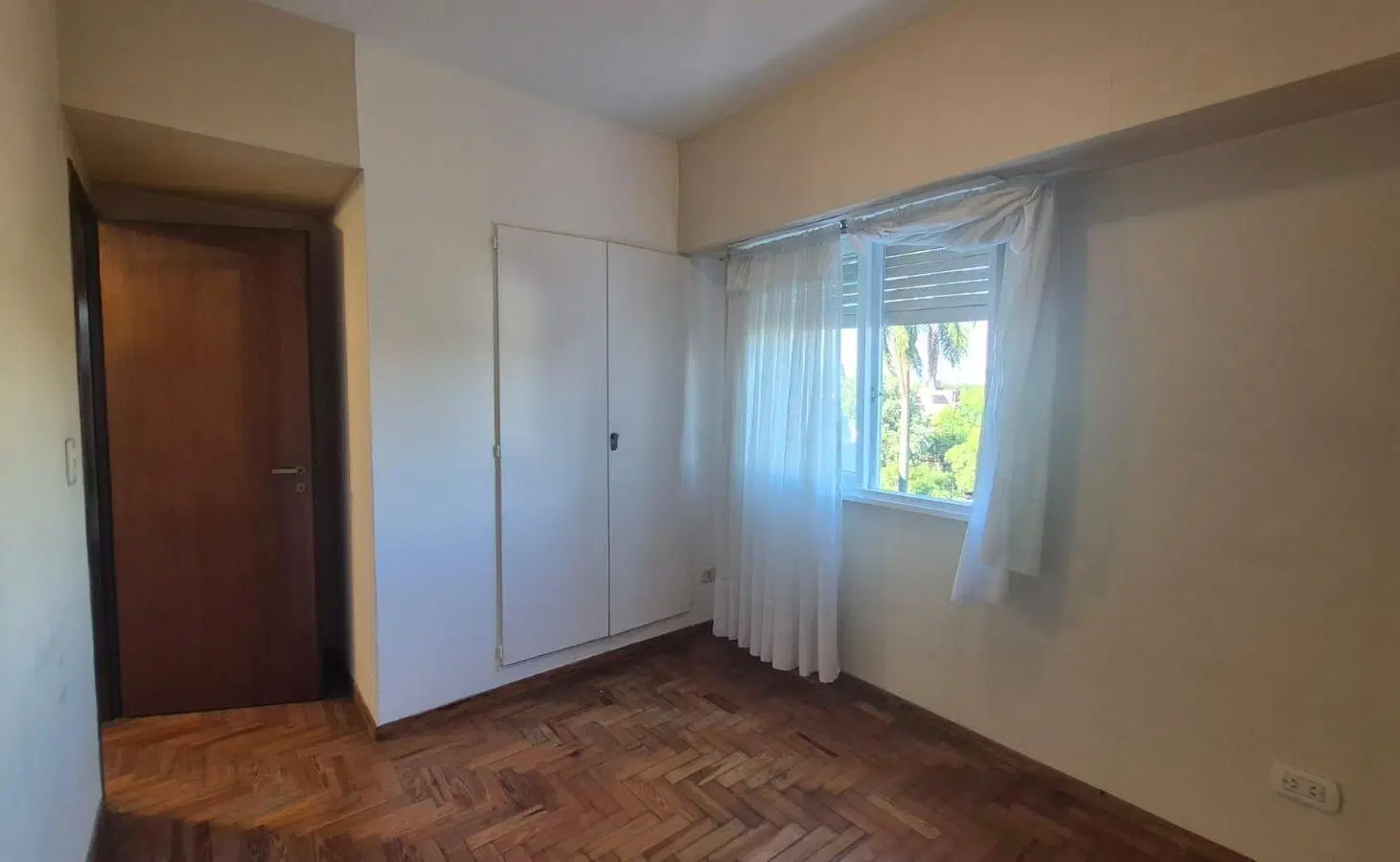 Departamento en el centro de Adrogue 3