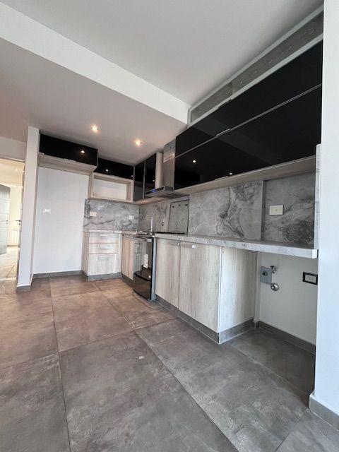 Foto de Departamento 3 ambientes con 2 cocheras en alquiler, imagen 2