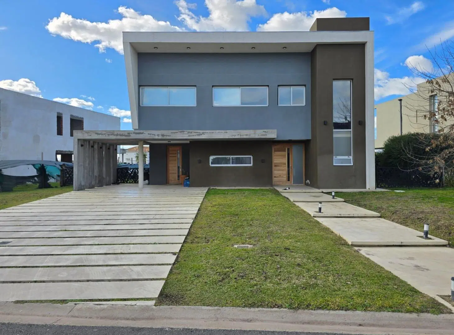 Casa 4 ambientes en Terralagos 1