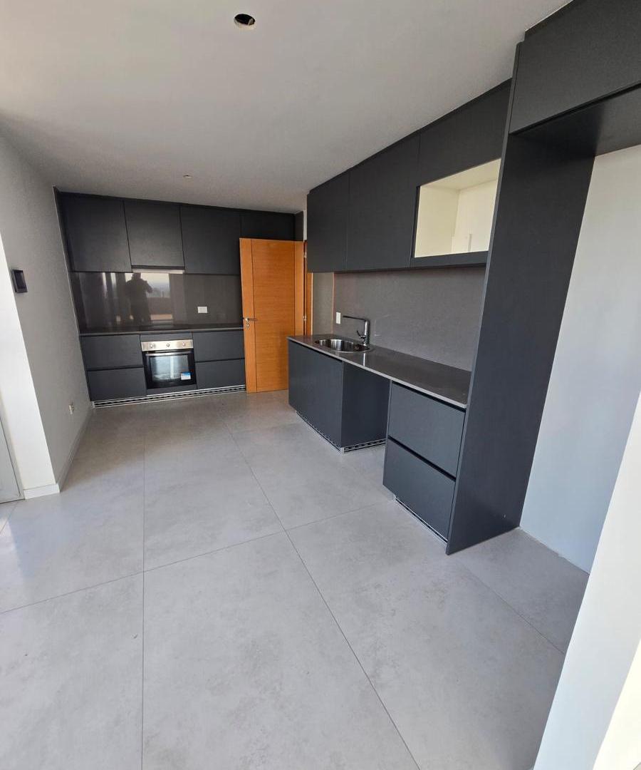 Foto de Exclusivo departamento 5 ambientes en Las Lomitas, imagen 3
