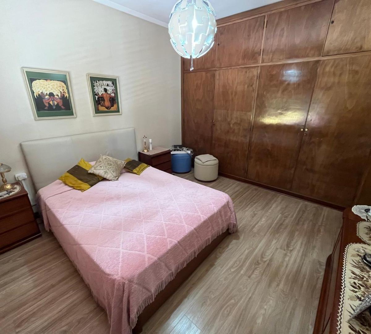 Foto de CASA DE CATEGORIA - 3 DORMITORIOS - S. A. DE PADUA, imagen 2