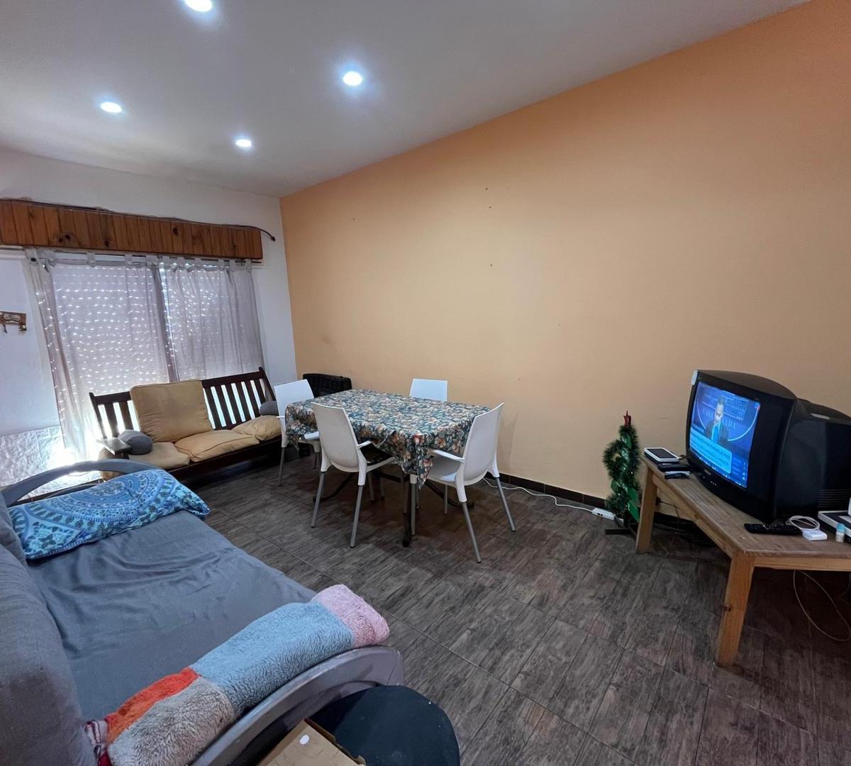 Casa - 2 Dorm. - Merlo 3