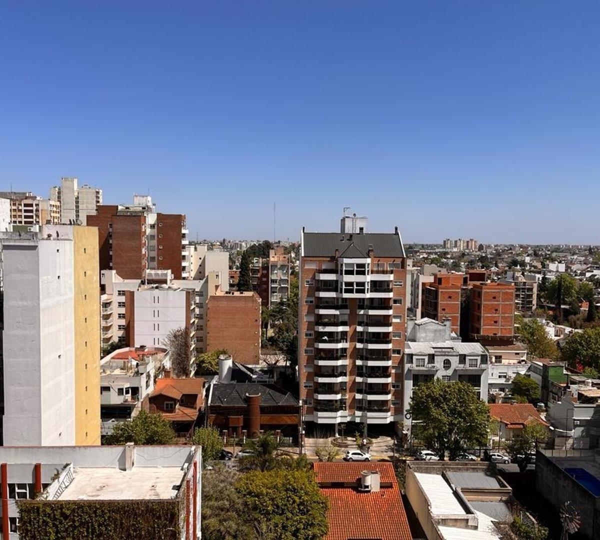 Departamento - 4 Ambientes - Ramos Mejía 1