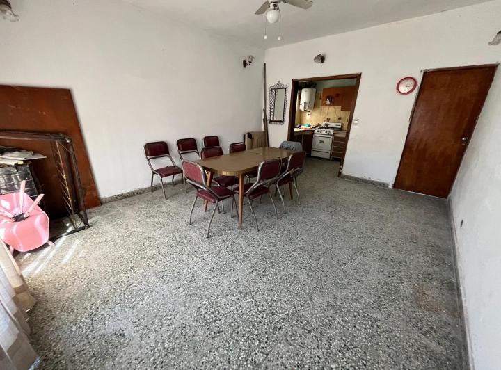 VENTA EN BLOCK - CASA 3 DORMITORIOS - SALÓN COMERCIAL 2