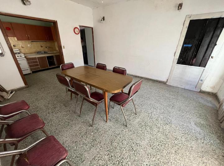 VENTA EN BLOCK - CASA 3 DORMITORIOS - SALÓN COMERCIAL 5