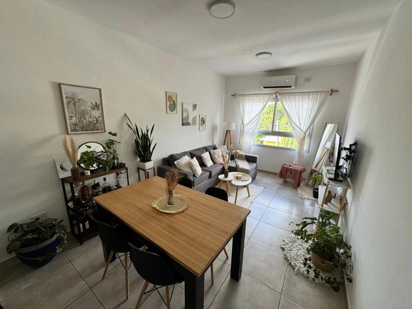 Foto de DEPARTAMENTO 2 AMBIENTES CON COCHERA Y TERRAZA - ITUZAINGO, imagen 3