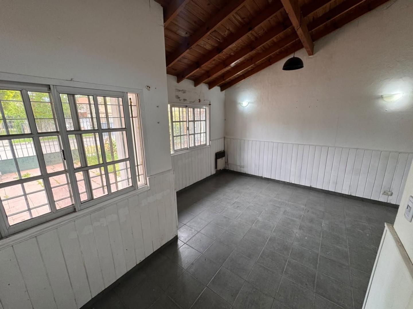Foto de PH - 2 DORMITORIOS - SAN ANTONIO DE PADUA, imagen 2