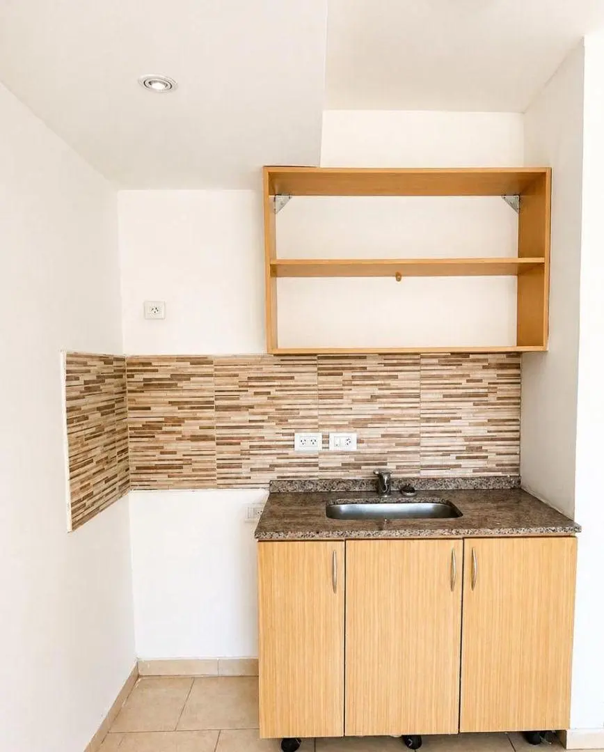 Monoambiente de 25 m² en alquiler en Sarandi 4