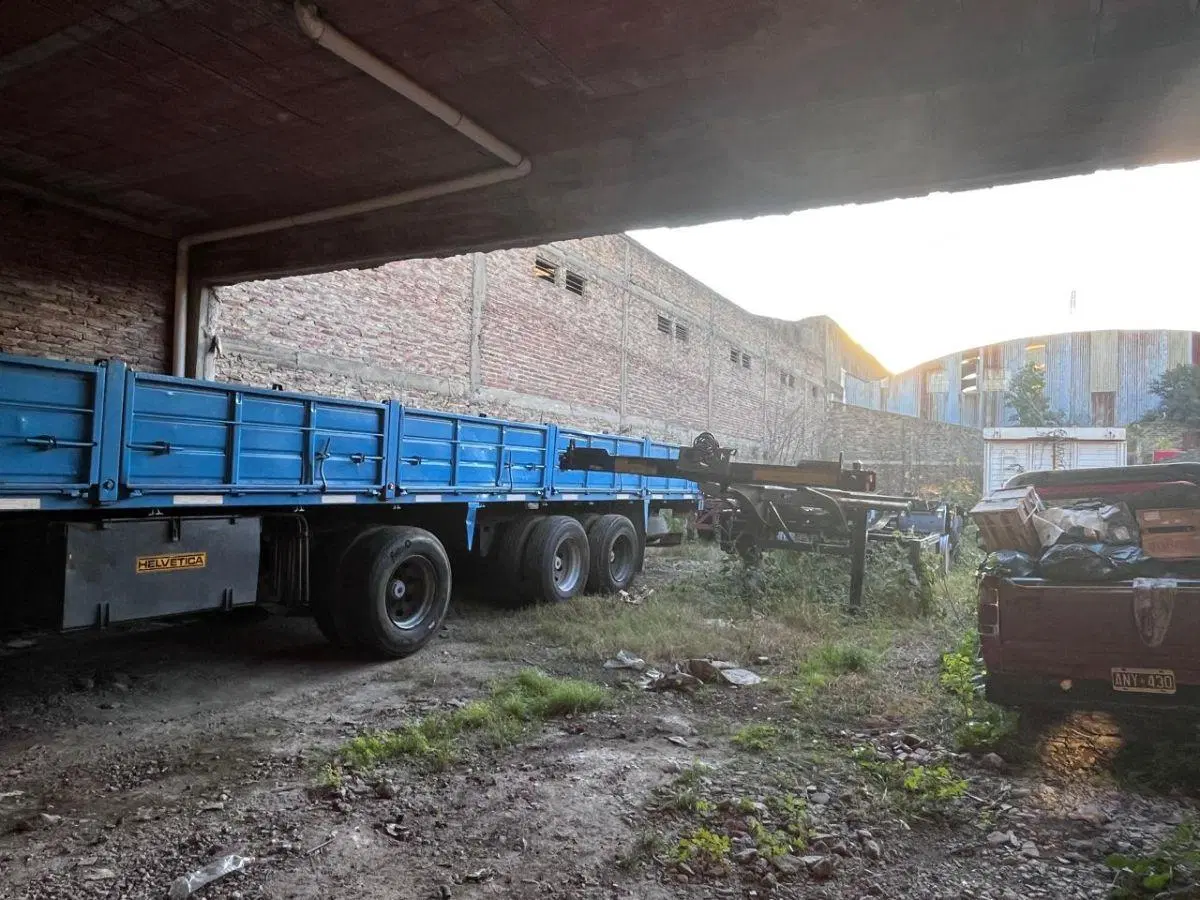 Galpon de 600 m² con cochera en venta en Sarandi 3