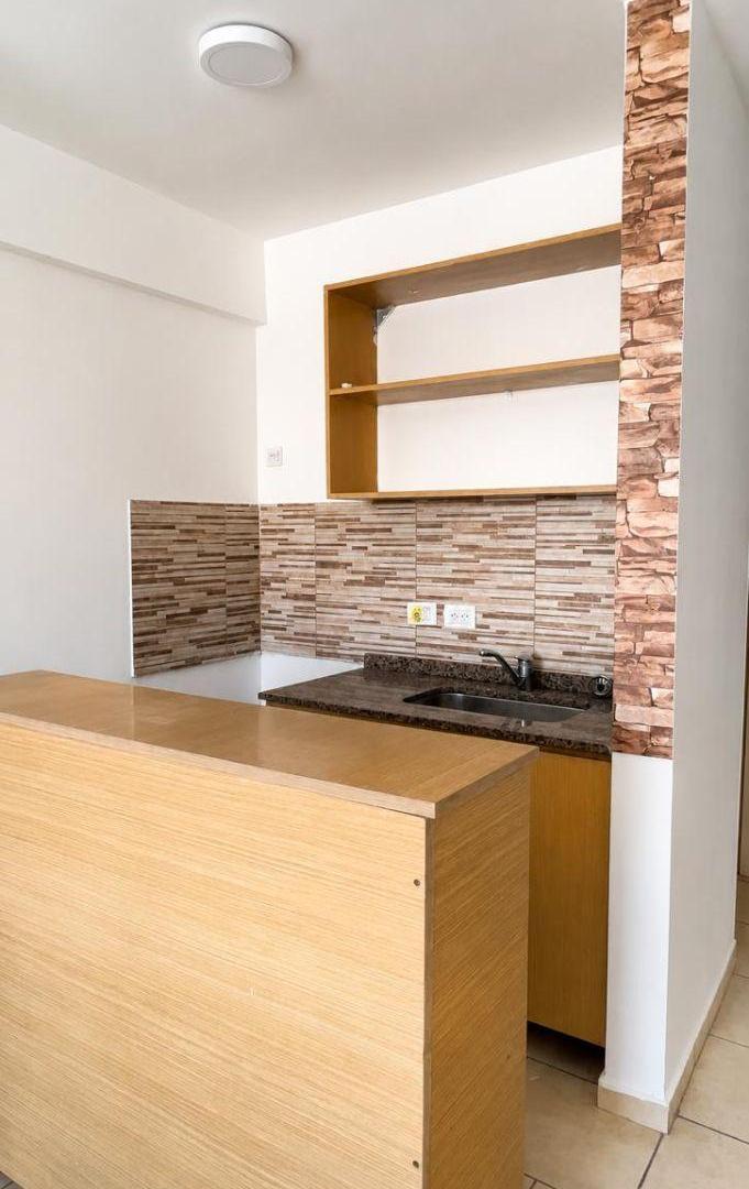 Foto de Departamento monoambiente de 25 m² en alquiler en Sarandi, imagen 4