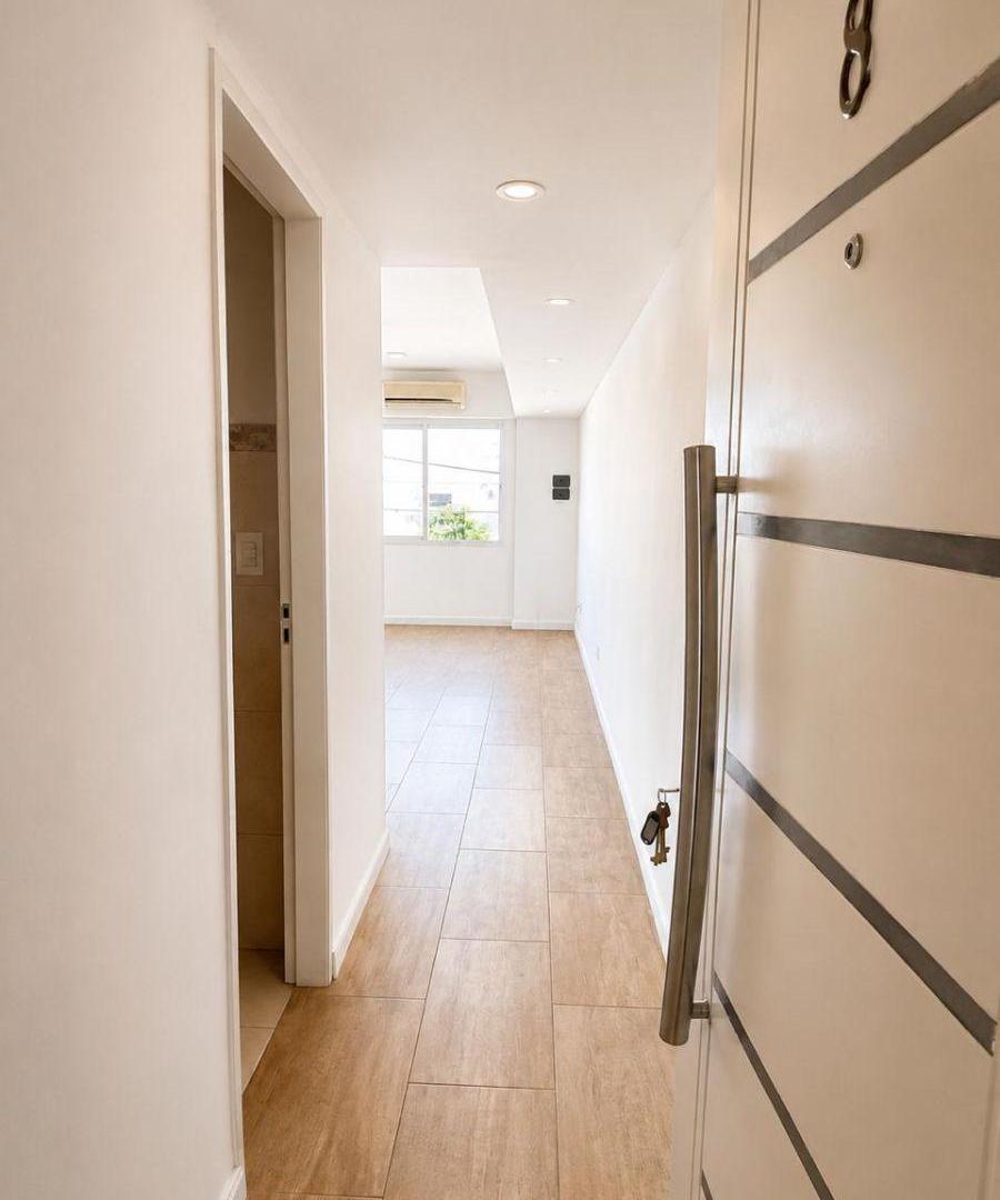 Foto de Departamento monoambiente de 25 m² en alquiler en Sarandi, imagen 2