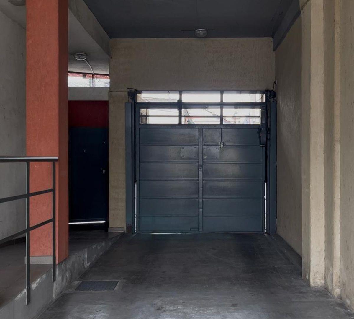 Foto de Departamento de 2 ambientes con cochera, lavadero y terraza en alquiler, imagen 5