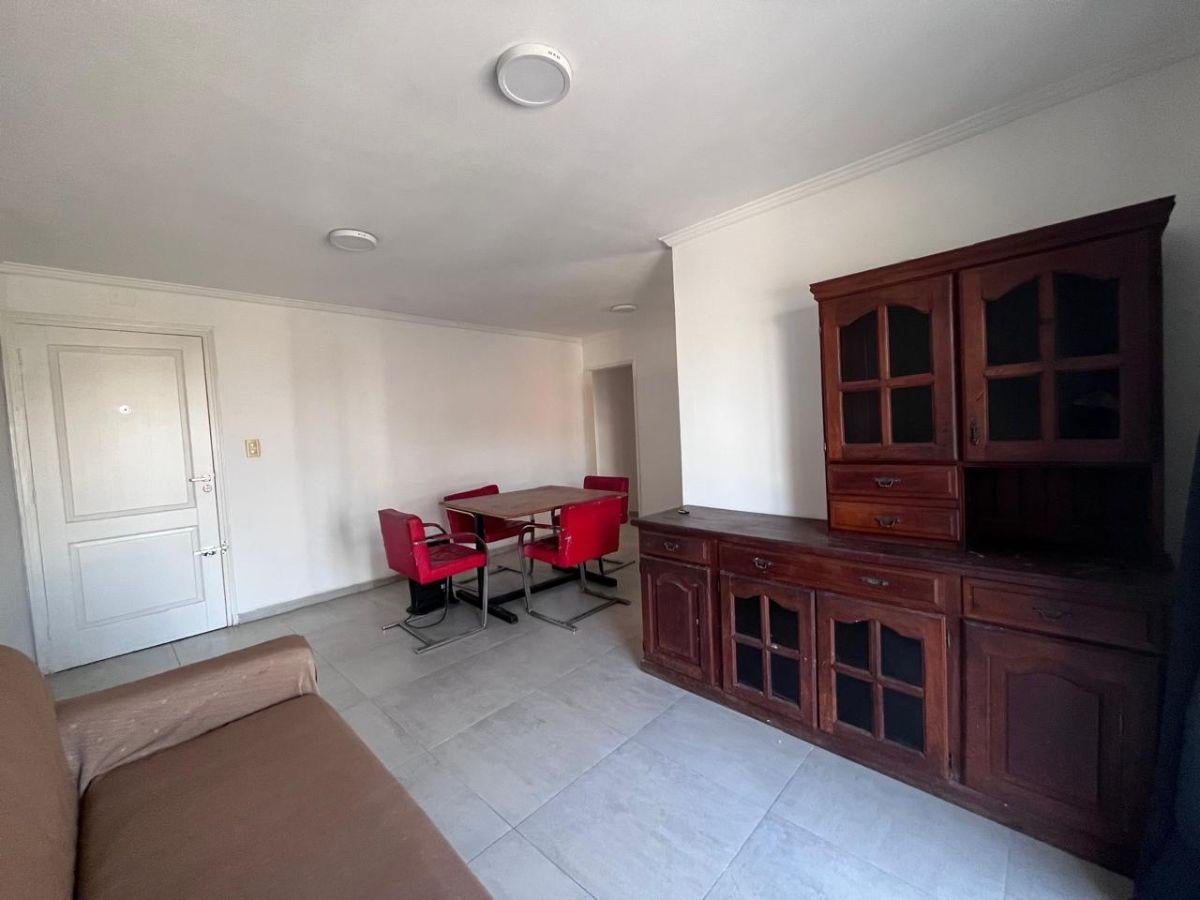 Foto de Departamento de 60 m² con 2 dormitorios en alquiler en Wilde, imagen 2