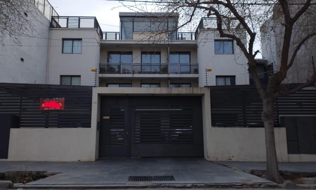 Dueño Vende Hermoso Departamento en Godoy Cruz 2