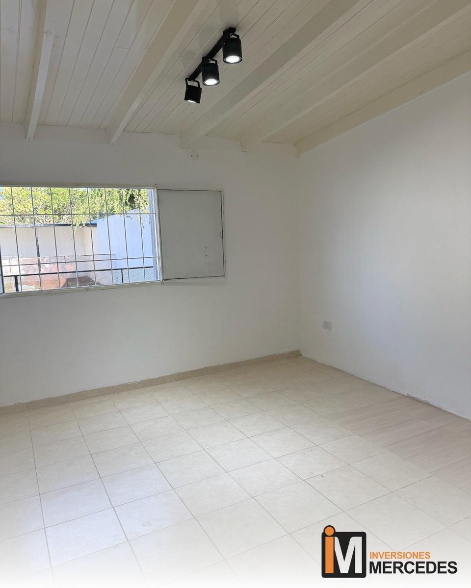 Casa en Vendo Casa en Calle Dante Bodo 2