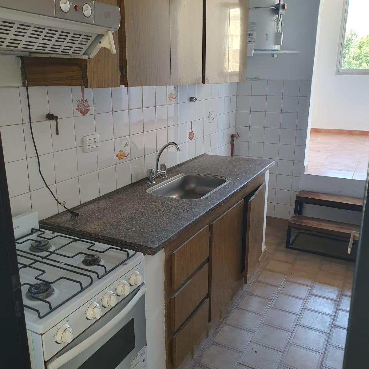 Casa y Departamento en Venta. Cipolletti 3